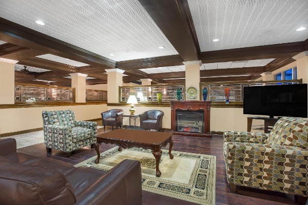 Days Inn by Wyndham Asheville/Mall Main image